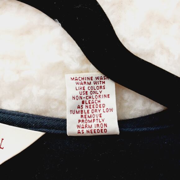 Sweater Cardigan Button XL Black Minimalist Quiet Luxury Classic Capsule Modern - Picture 8 of 8